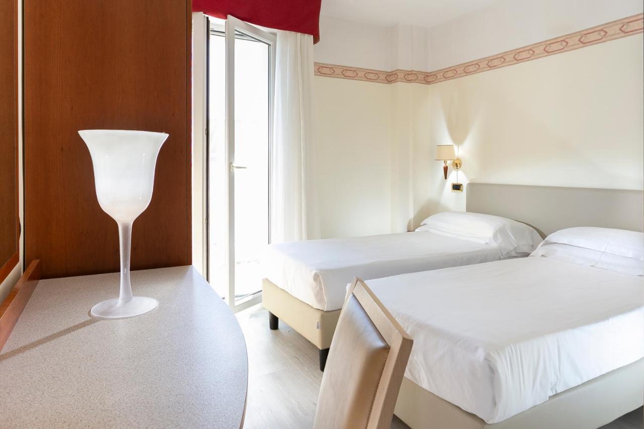Hotel Bikini Rimini Eksteriør bilde