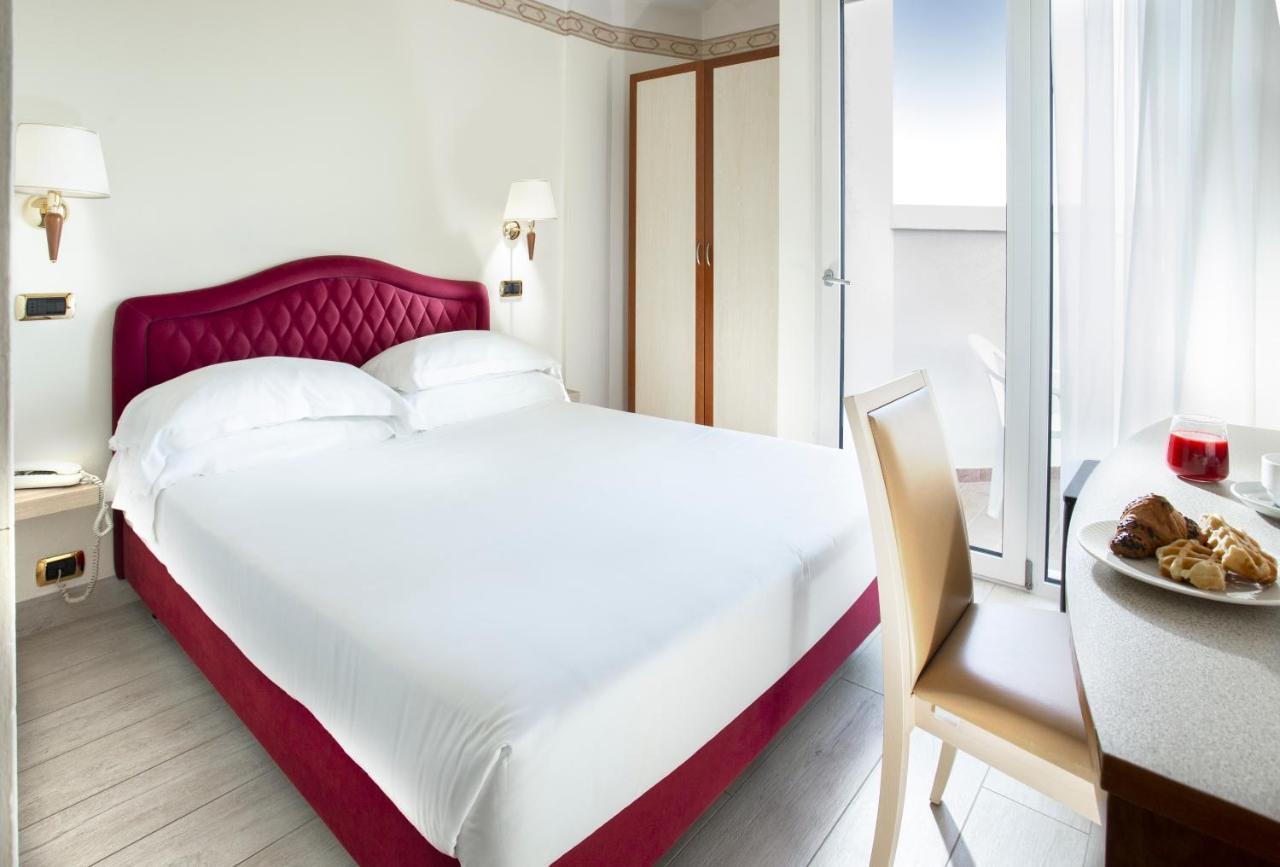 Hotel Bikini Rimini Eksteriør bilde