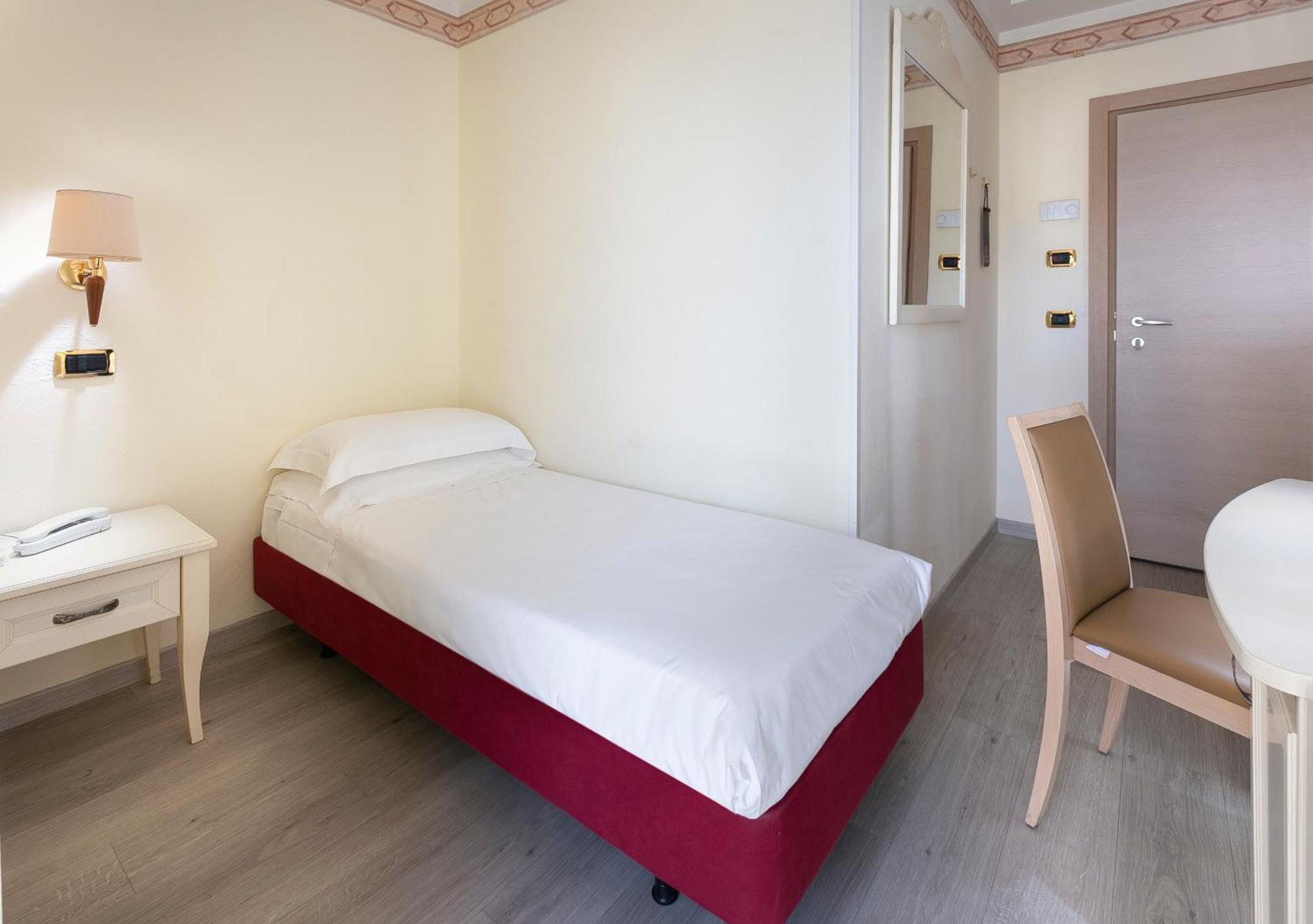 Hotel Bikini Rimini Rom bilde